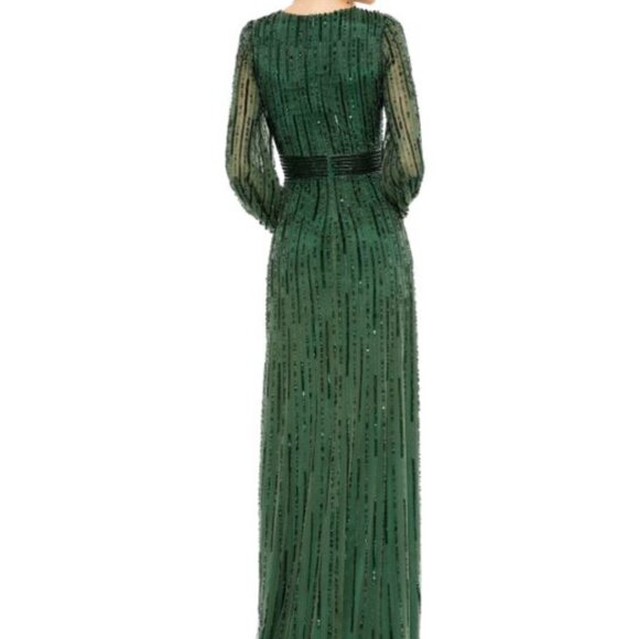 NWT $598 Size 10 Mac Duggal Sequined Wrap Over Puff Sleeve Gown - Picture 2 of 5